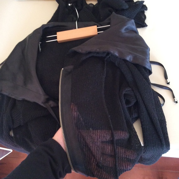 Tricotto loose knit long cardigan with hood & half zipper | Size XL * - Picture 5 of 16